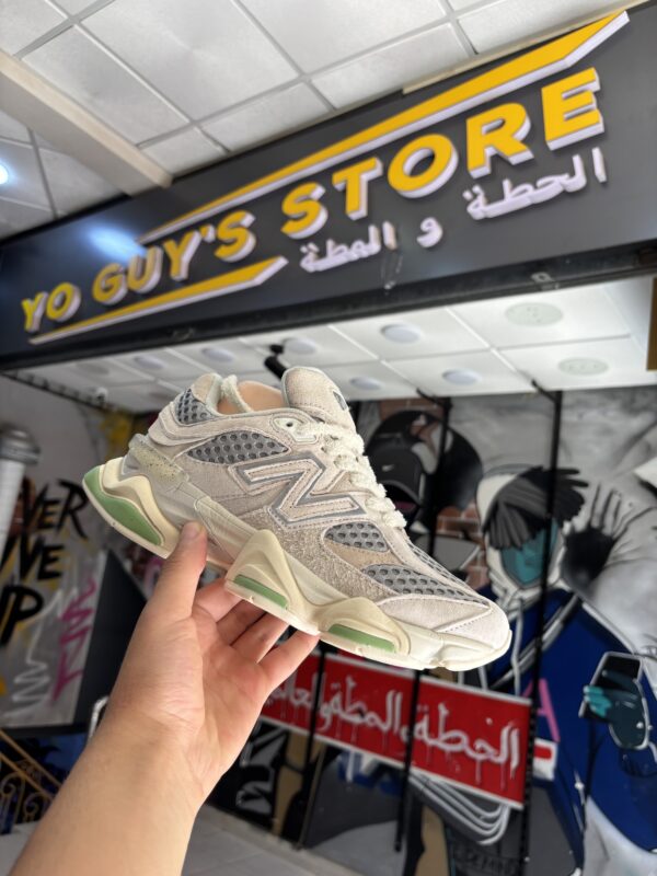 New Balance 9060 Sable