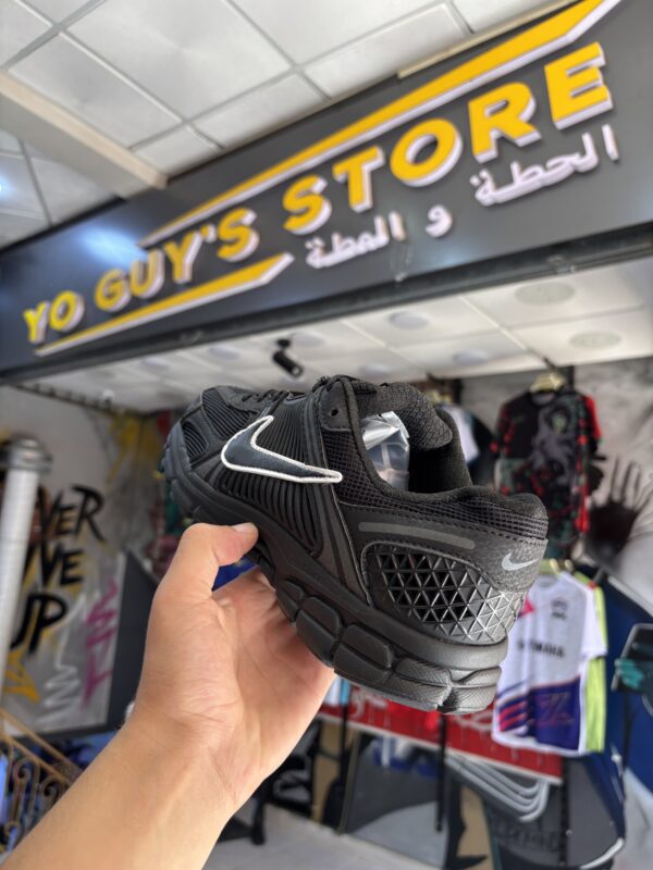 Nike Vomero 5 – Image 3