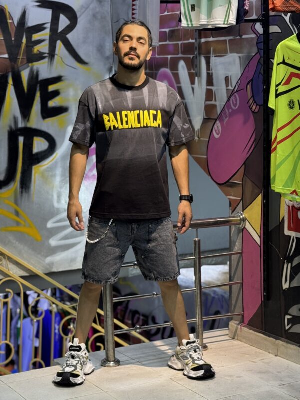 T-shirt New Tape  Balenciaga – Image 3